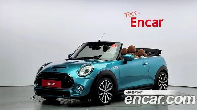 Mini Cooper Convertible 3rd