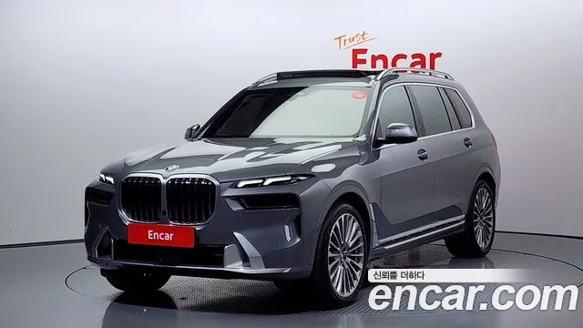 BMW X7 xDrive 40i Design Pure Excellence 6-Seater