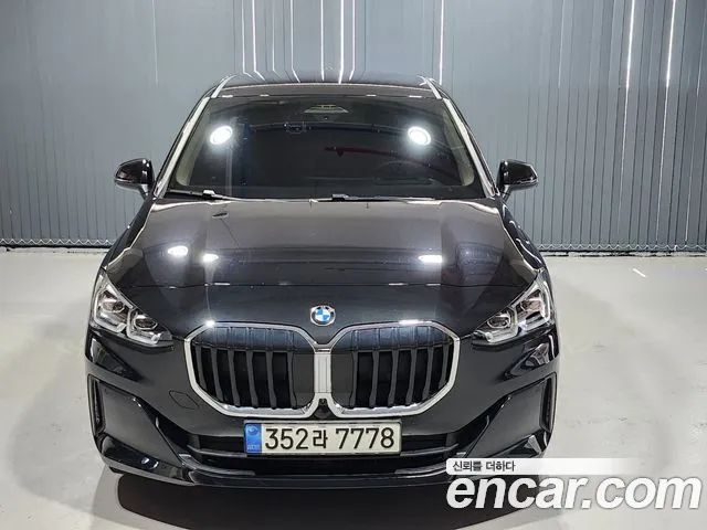 BMW 2-Series 220i Advantage