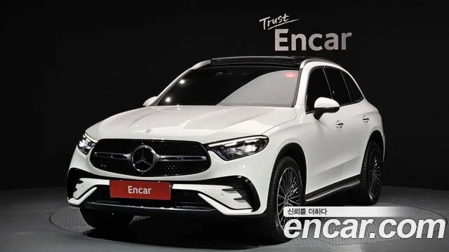 Mercedes-Benz GLC-Class GLC300 4MATIC AMG Line