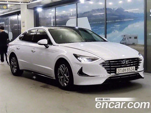 Hyundai Sonata Premium Family