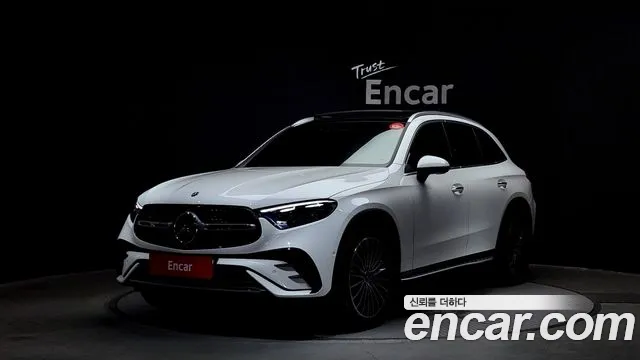 Mercedes-Benz GLC-Class GLC300 4MATIC AMG Line