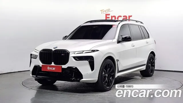 BMW X7 M60i xDrive M sport 6STR