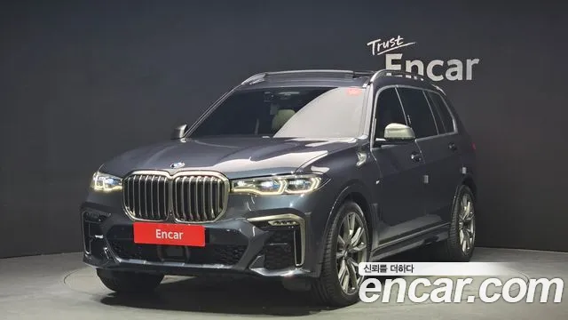 BMW X7 M50i 6STR