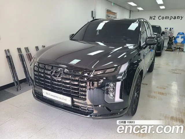 Hyundai Palisade Calligraphy Black Edition