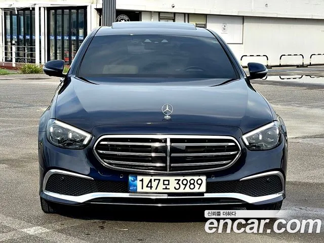 Mercedes-Benz E-Class E300e 4MATIC Exclusive