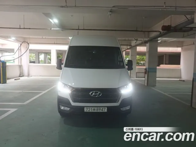 Hyundai Solati Luxury