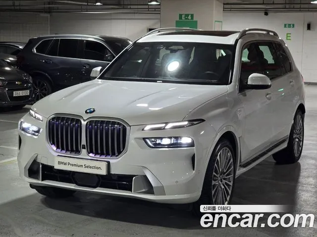 BMW X7 xDrive 40i Design Pure Excellence 7-Seater