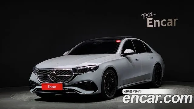 Mercedes-Benz E-Class E300 4MATIC AMG Line Premiere Special