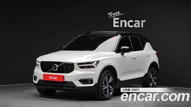 Volvo XC40 T4 R-Design