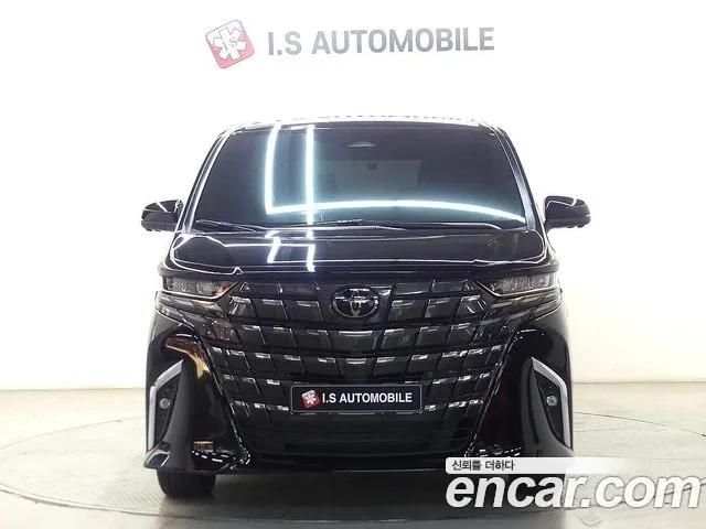 Toyota Alphard Executive Lounge