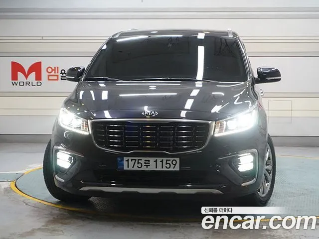 Kia Carnival VIP