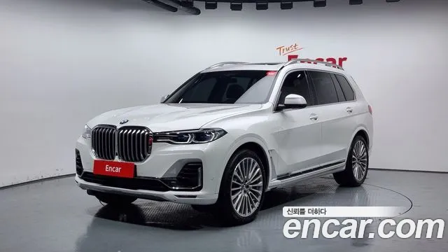 BMW X7 xDrive 40i Design Pure Excellence 6-Seater