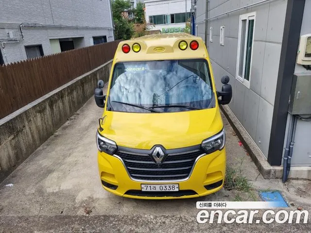 Renault-Samsung Master 15-Seater