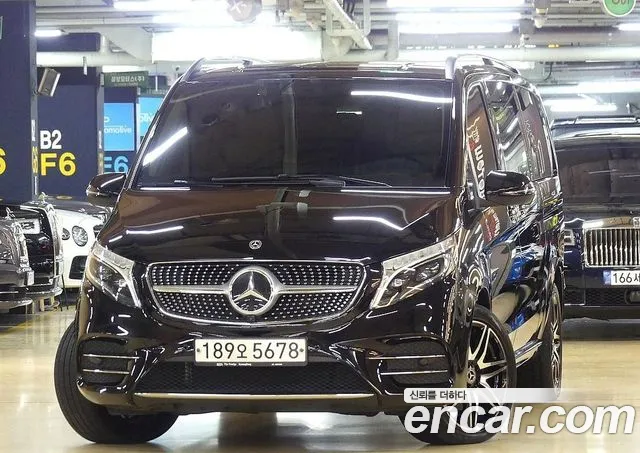 Mercedes-Benz V-Class W447