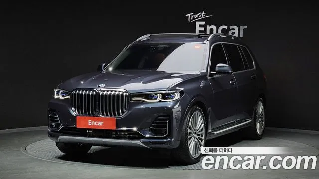 BMW X7 xDrive 40i Design Pure Excellence 6-Seater