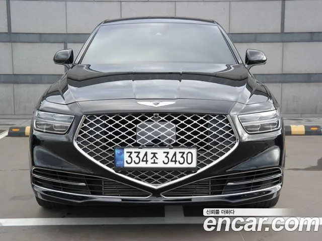 Genesis G90 Luxury