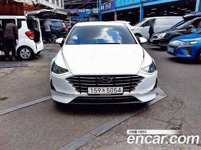 Hyundai Sonata Premium Family