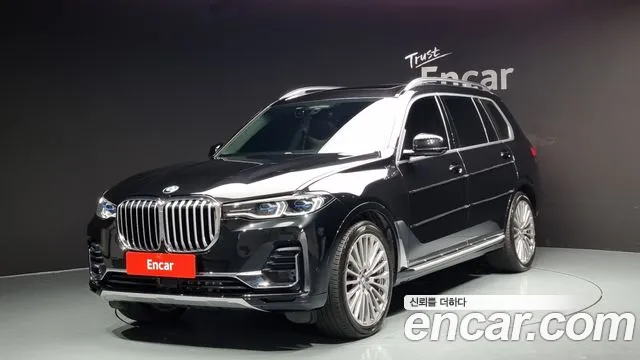 BMW X7 xDrive 40i Design Pure Excellence 6-Seater