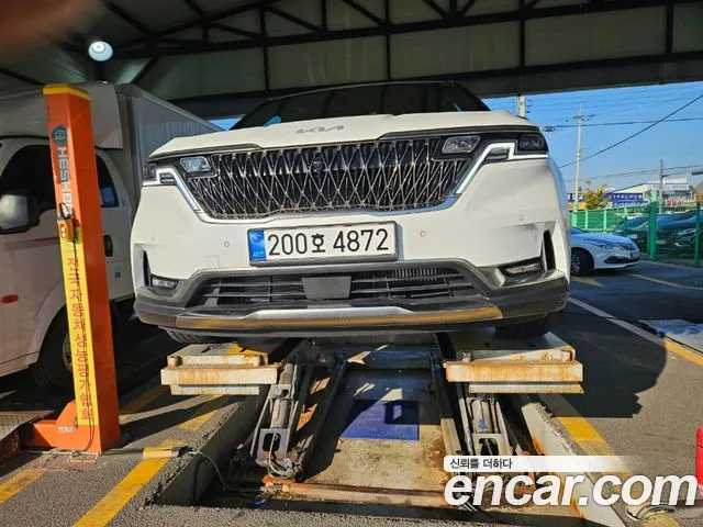 Kia Carnival 7-Seater Signature