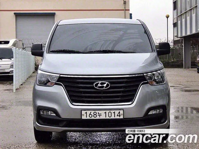 Hyundai Starex Premium