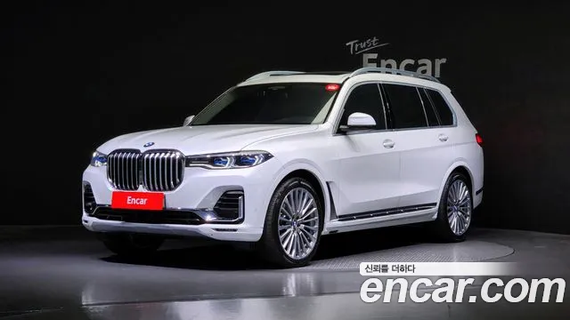 BMW X7 xDrive 40i Design Pure Excellence 6-Seater