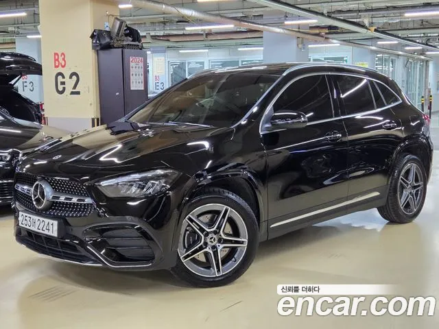 Mercedes-Benz GLA-Class GLA250 4MATIC