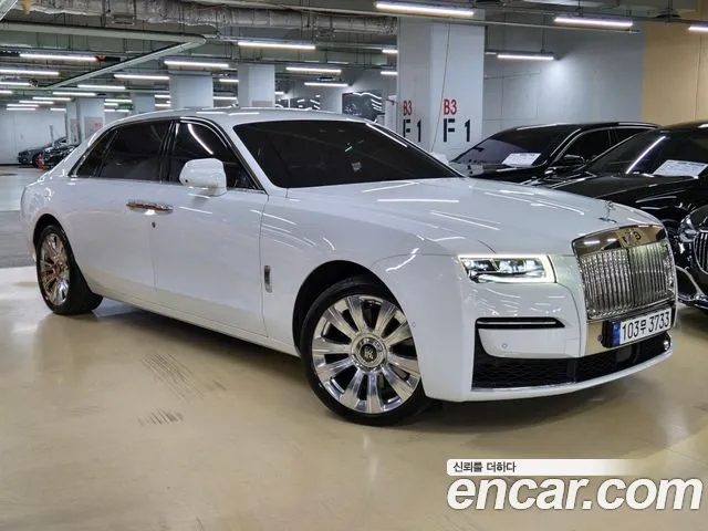 Rolls-Royce Ghost 6.7 EWB V12