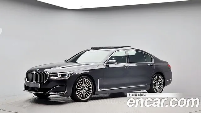 BMW 7-Series 740Li xDrive Design Pure Excellence