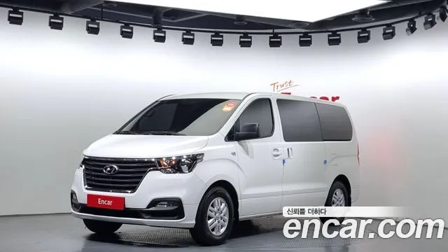 Hyundai Starex Smart