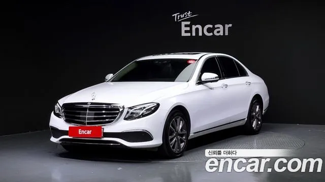 Mercedes-Benz E-Class E300 4MATIC Exclusive