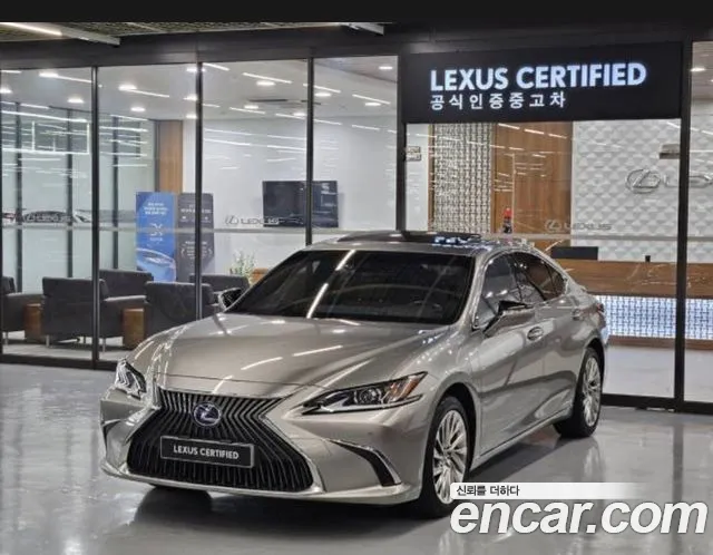 Lexus ES Luxury Plus