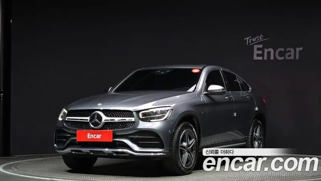 Mercedes-Benz GLC-Class GLC300e 4MATIC Coupe