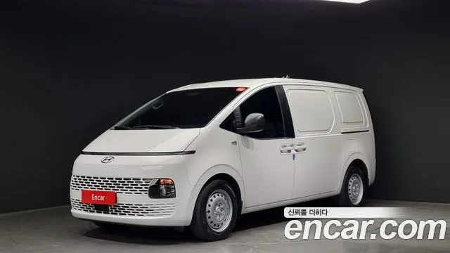 Hyundai Staria Smart