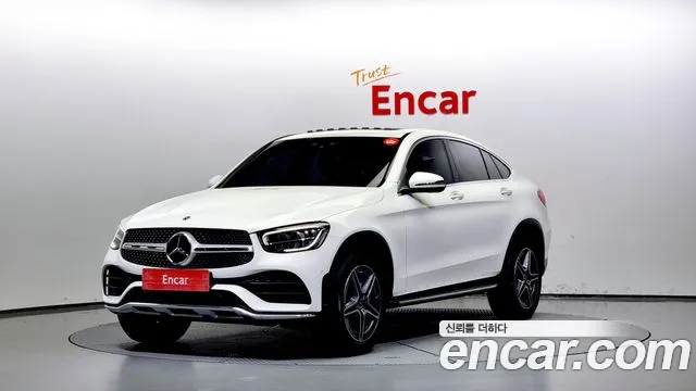 Mercedes-Benz GLC-Class GLC300e 4MATIC Coupe