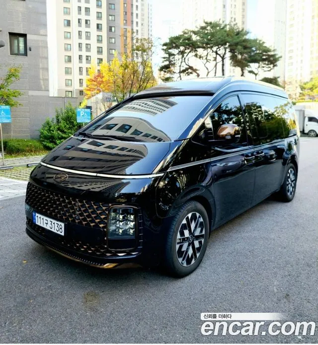 Hyundai Staria Limousine