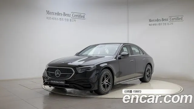 Mercedes-Benz E-Class E300 4MATIC AMG Line