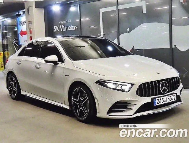 Mercedes-Benz A-Class AMG A35 4MATIC Sedan