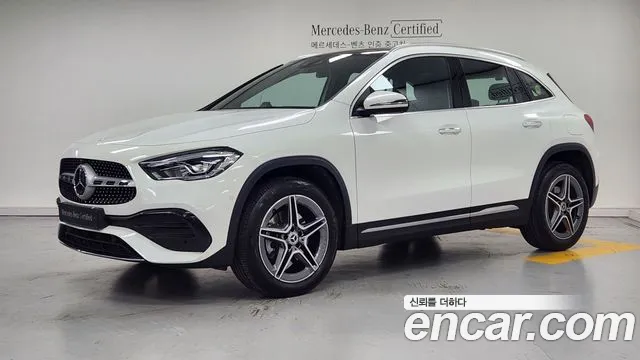 Mercedes-Benz GLA-Class GLA250 4MATIC