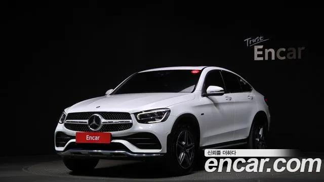 Mercedes-Benz GLC-Class GLC300e 4MATIC Coupe