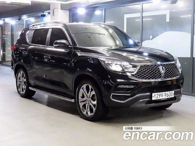 KG Mobility (Ssangyong) Rexton White Edition