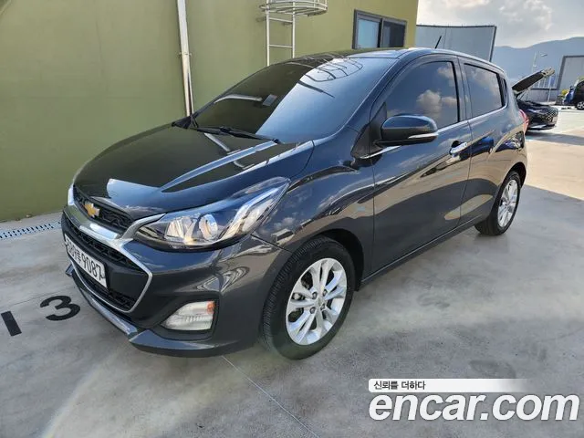 Chevrolet Spark Premier