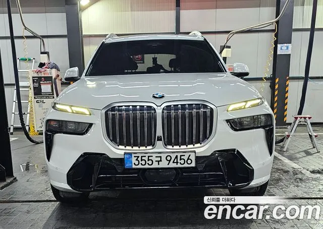 BMW X7 xDrive 40i M Sport 7STR