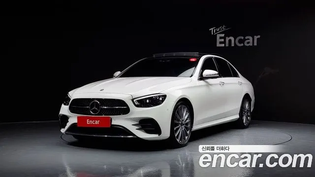 Mercedes-Benz E-Class E350 4MATIC AMG Line