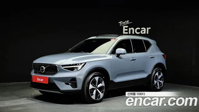 Volvo XC40 B4 Ultimate Bright