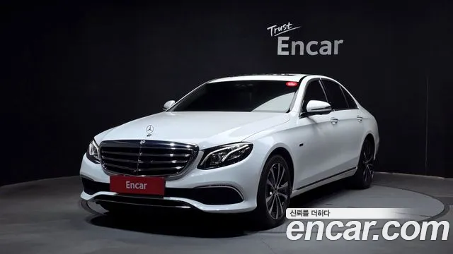 Mercedes-Benz E-Class E300e 4MATIC Exclusive