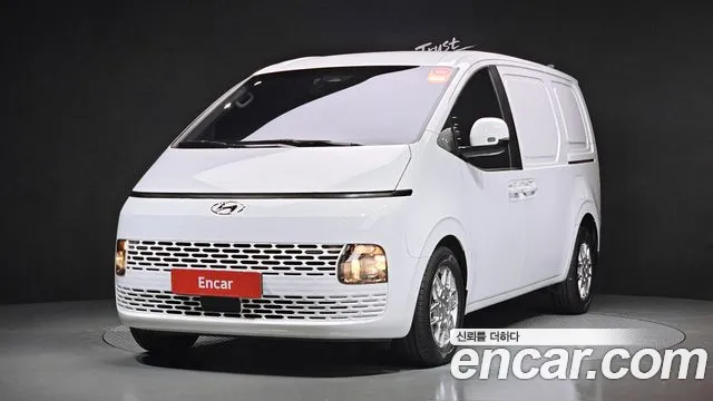 Hyundai Staria Modern