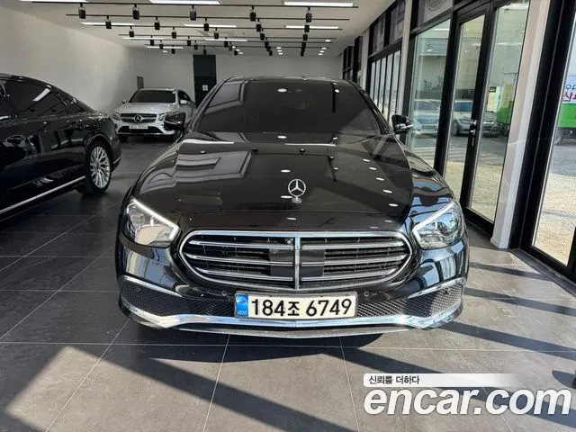 Mercedes-Benz E-Class E300e 4MATIC Exclusive