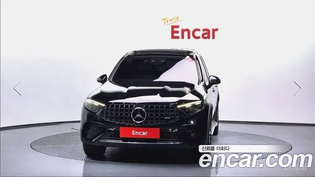 Mercedes-Benz GLC-Class GLC300 4MATIC AMG Line