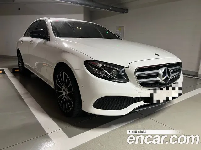 Mercedes-Benz E-Class E220d Avantgarde